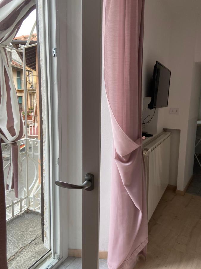 Il Nido Di Tiffany Apartment Massino Visconti Exterior photo