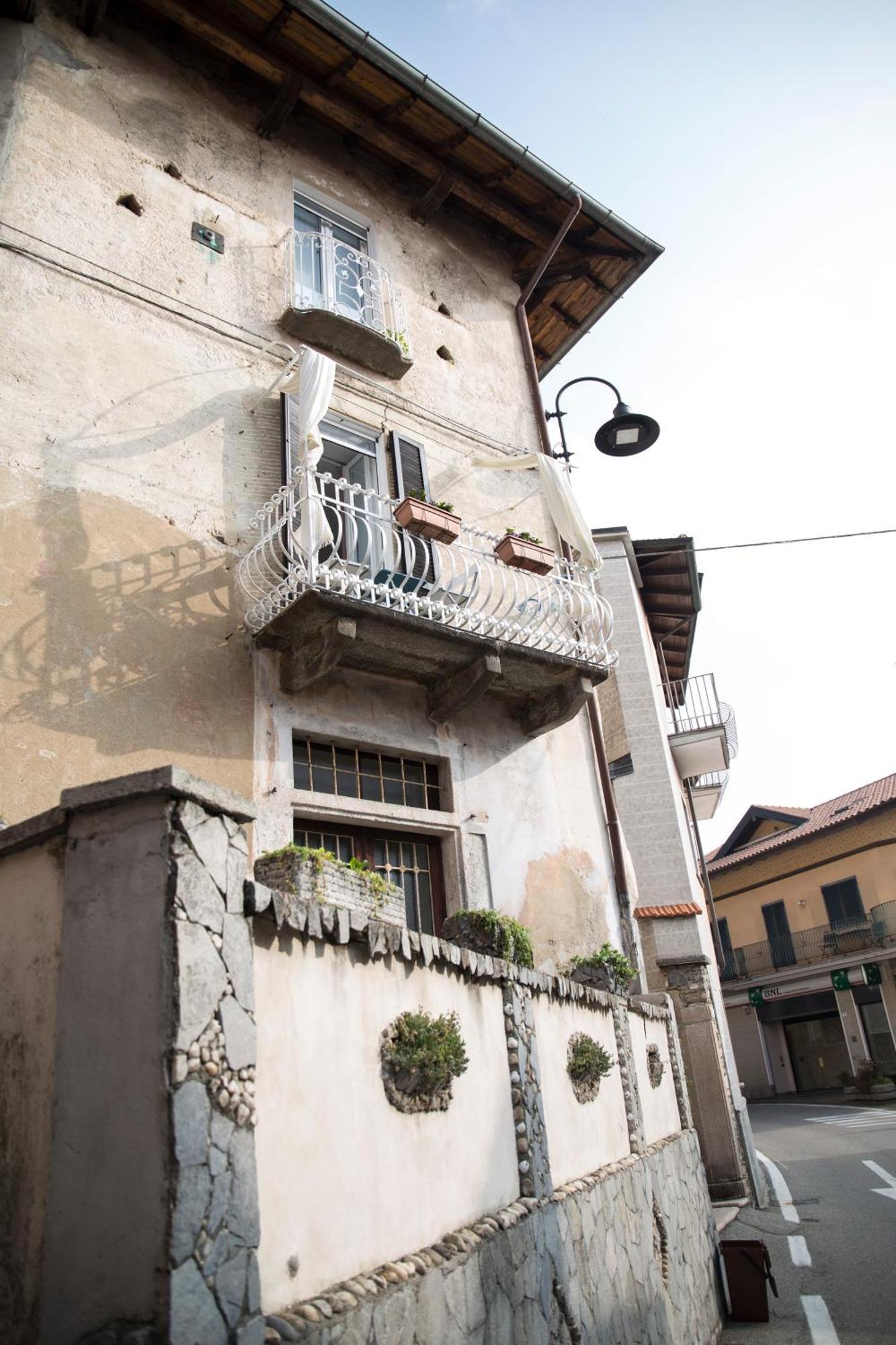 Il Nido Di Tiffany Apartment Massino Visconti Exterior photo